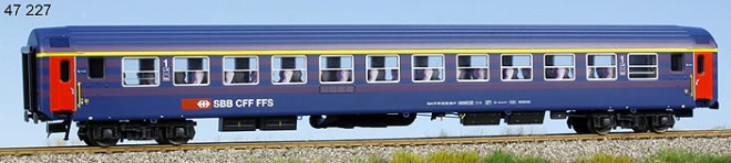 Passenger car 1nd class type Apm<br /><a href='images/pictures/LS_Models/47227b.jpg' target='_blank'>Full size image</a>